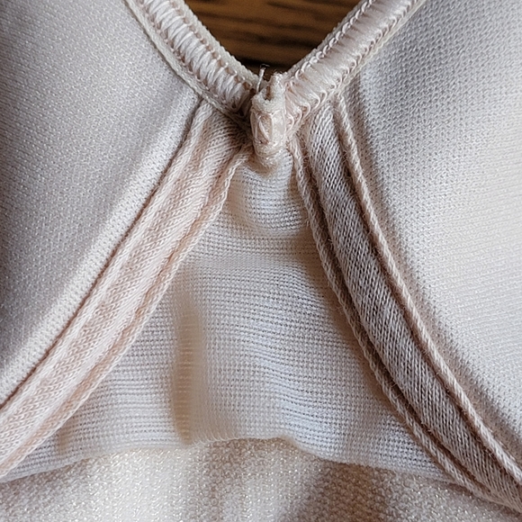 🌟 NWT HANES Comflort Flex FullCoverage Wireless Bra Taupe Polkadot Women's Sz M - Picture 5 of 9